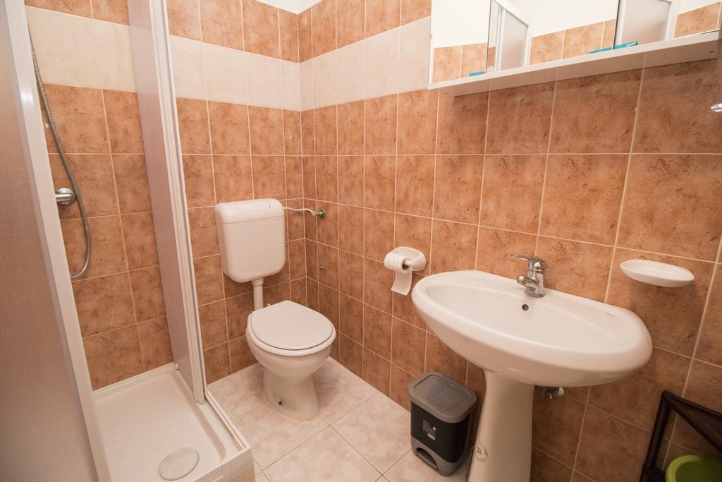 Apartments Grace روفينج المظهر الخارجي الصورة