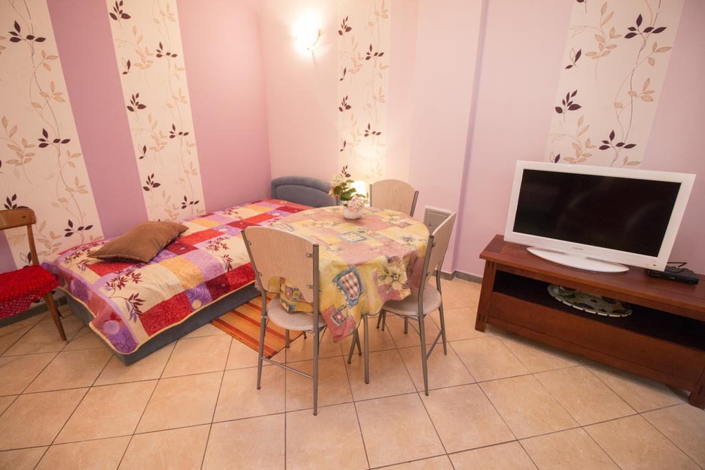 Apartments Grace روفينج المظهر الخارجي الصورة